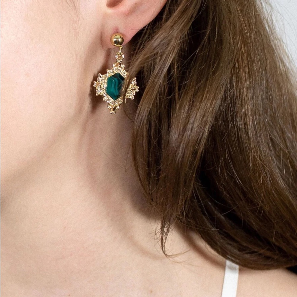 Bestdressed x en route jewelry gold and green baroque earrings